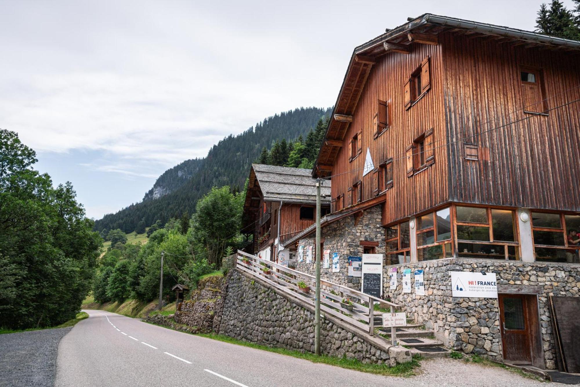 Auberge De Jeunesse Hi La Clusaz Eksteriør bilde