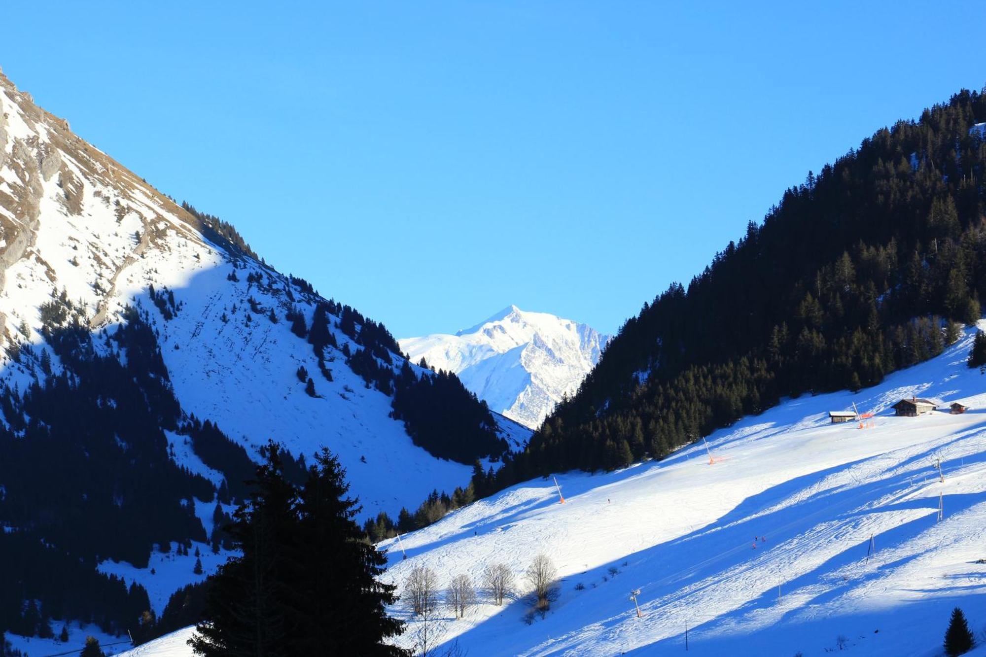 Auberge De Jeunesse Hi La Clusaz Eksteriør bilde