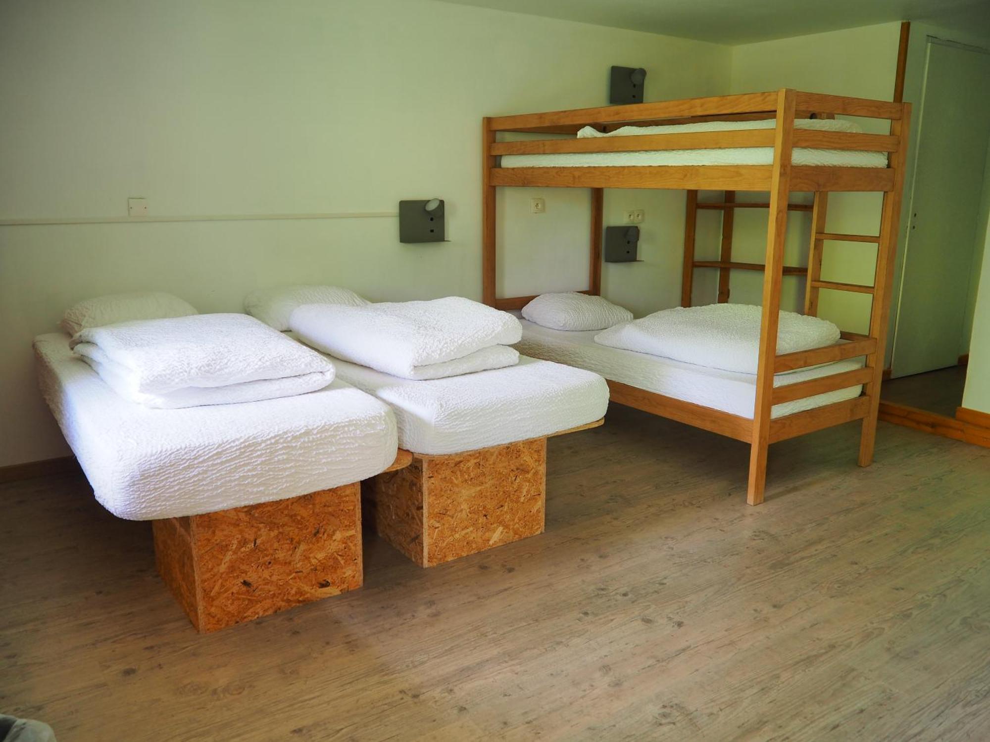 Auberge De Jeunesse Hi La Clusaz Eksteriør bilde