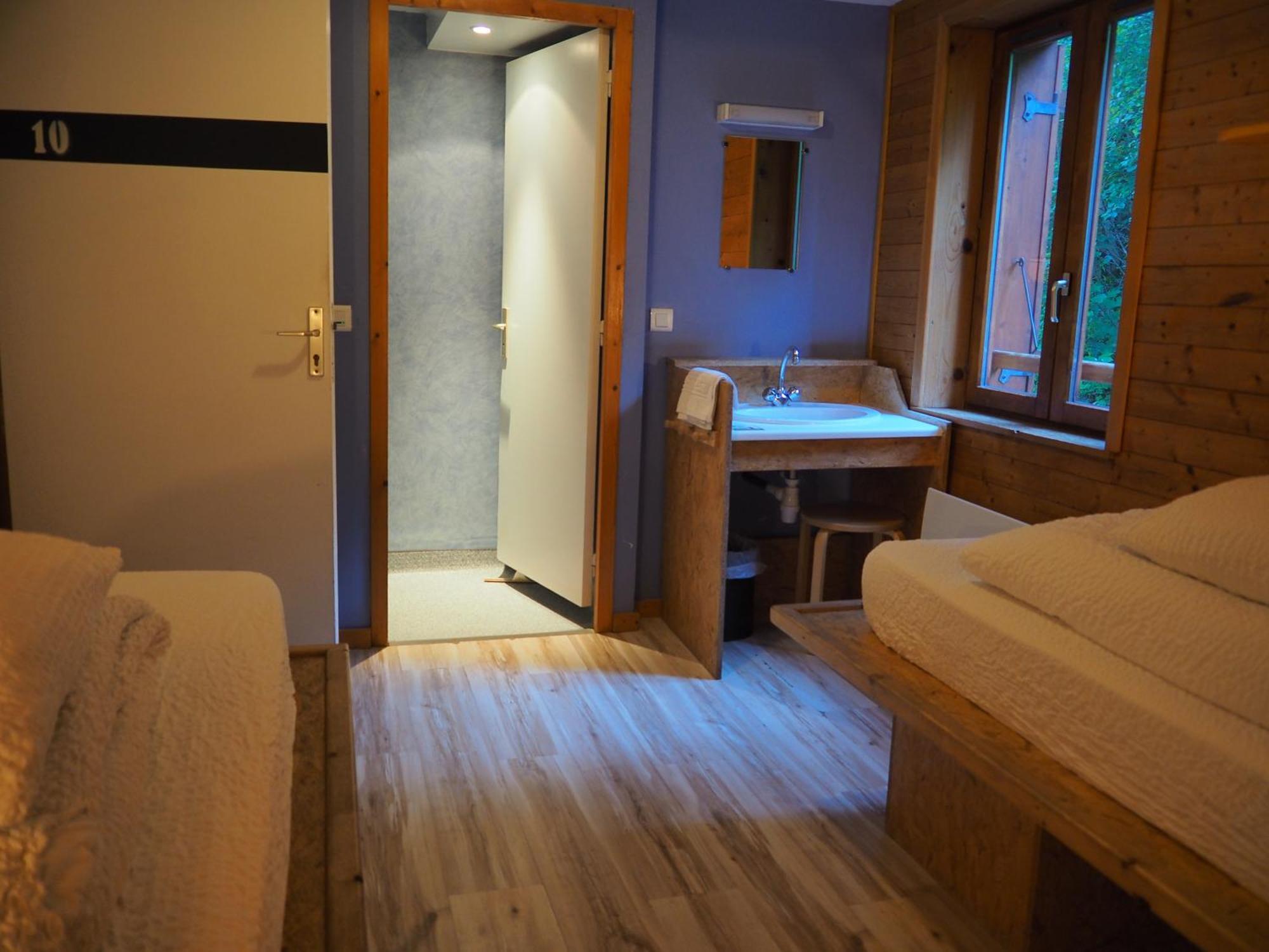 Auberge De Jeunesse Hi La Clusaz Eksteriør bilde